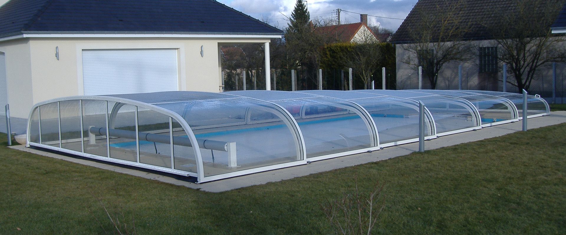 Abris piscine bas Laval