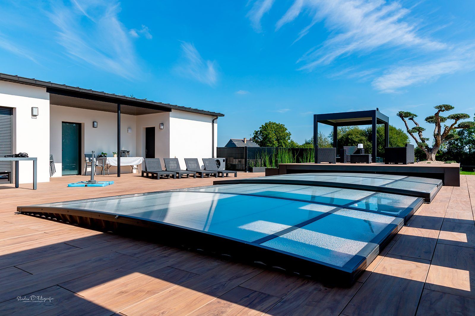 Piscine avec abri Outdoor - Bonheur Piscines