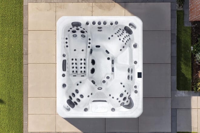 Spa MAXIMUS - Gamme PREMIUM - PLATINUM SPAS