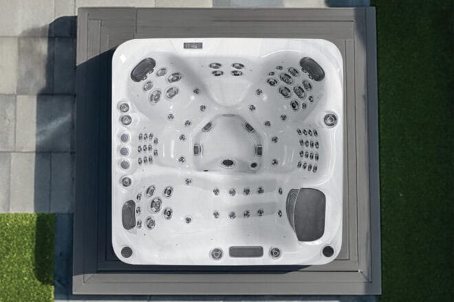 Spa PALMA - Gamme DELUXE - PLATINUM SPAS