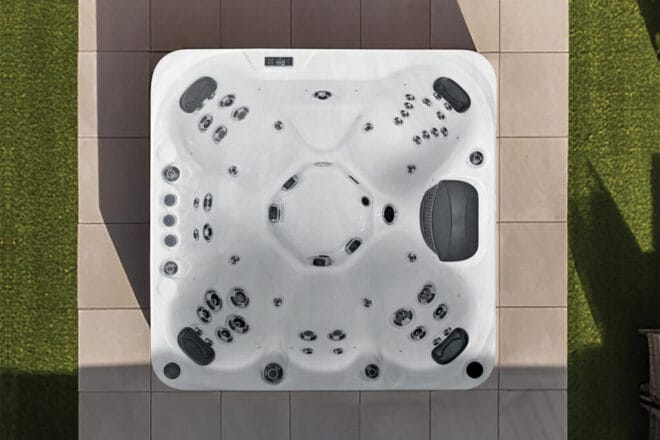 Spa SEVILLE - Gamme DELUXE - PLATINUM SPAS