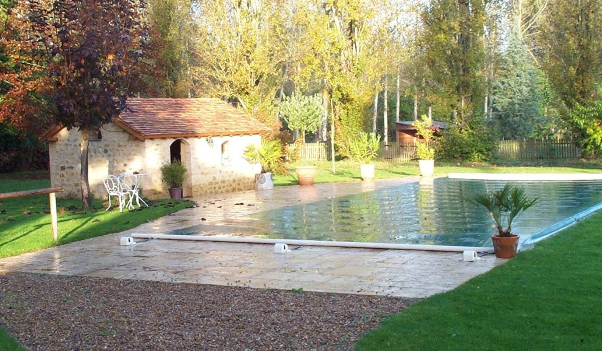 Couverture à barres pour piscine - Bonheur Piscines