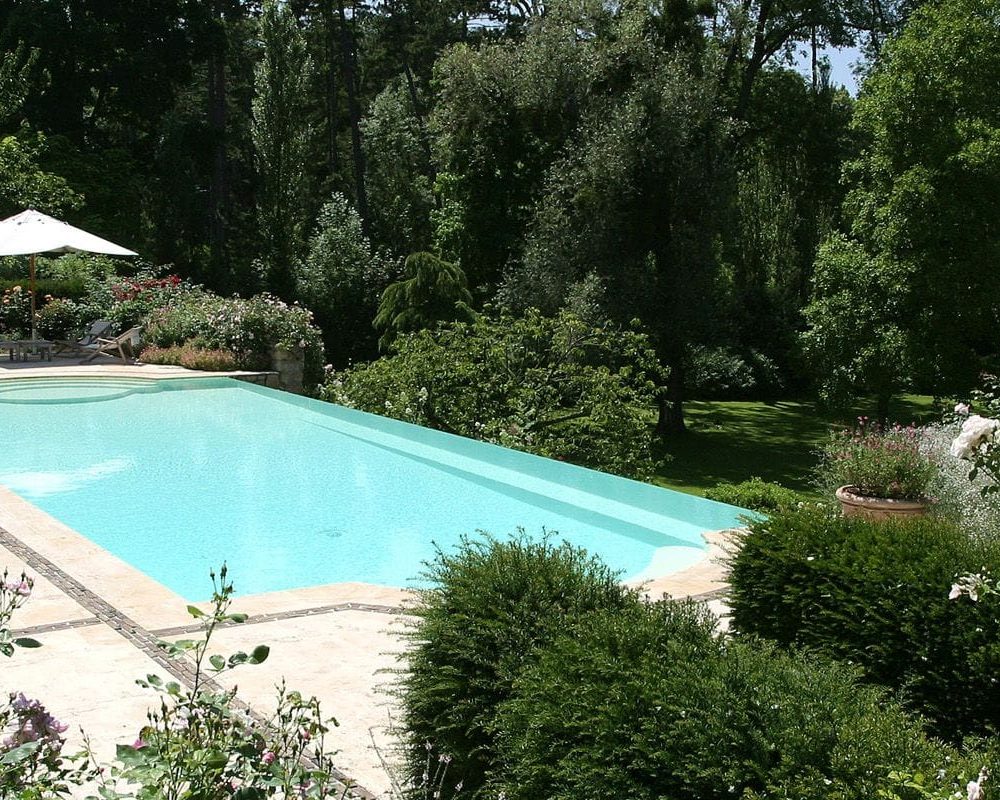 Piscine à débordement - Bonheur Piscines