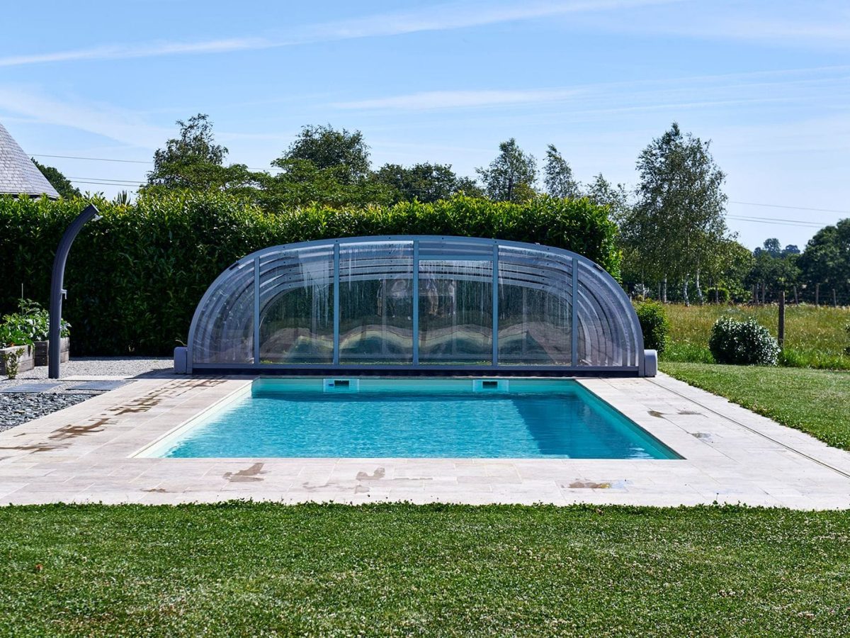 Abri haut télescopique pour piscine - Bonheur Piscines