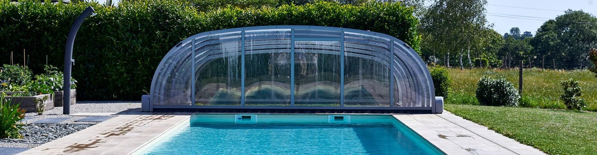 Abri haut télescopique pour piscine - Bonheur Piscines