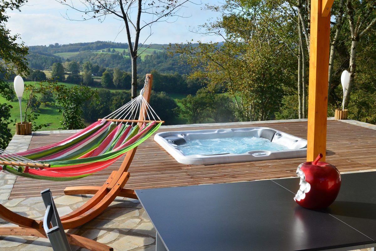 Spa extérieur encastré - Bonheur Piscines