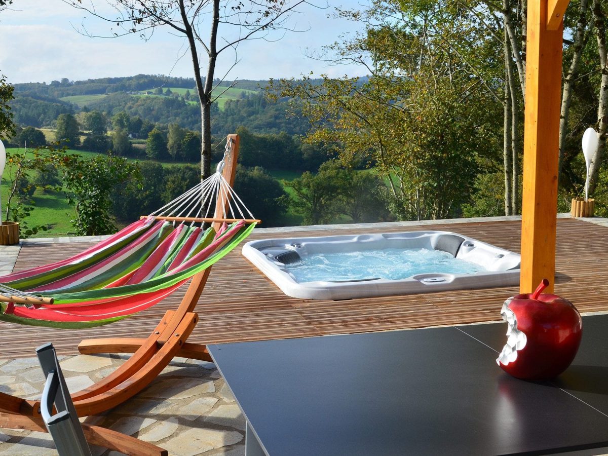 Spa extérieur encastré - Bonheur Piscines